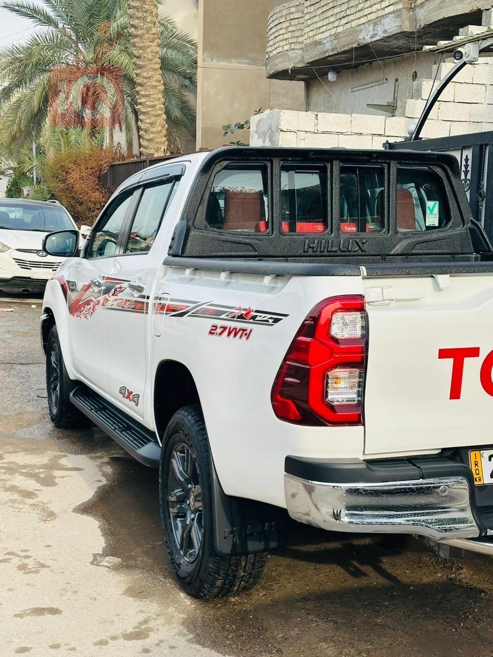 تويوتا هايلوكس